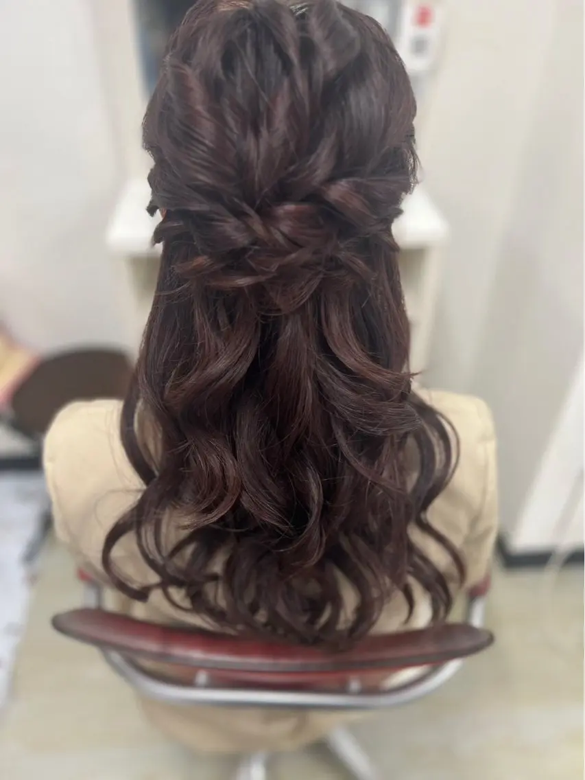 ロング 川尻 房枝のヘアスタイル