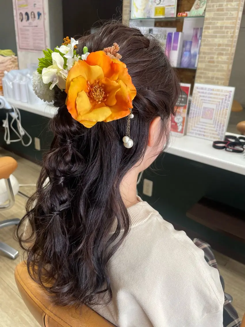 ロング ヘアアレンジ ハーフアップ 徳留 もも花のヘアスタイル