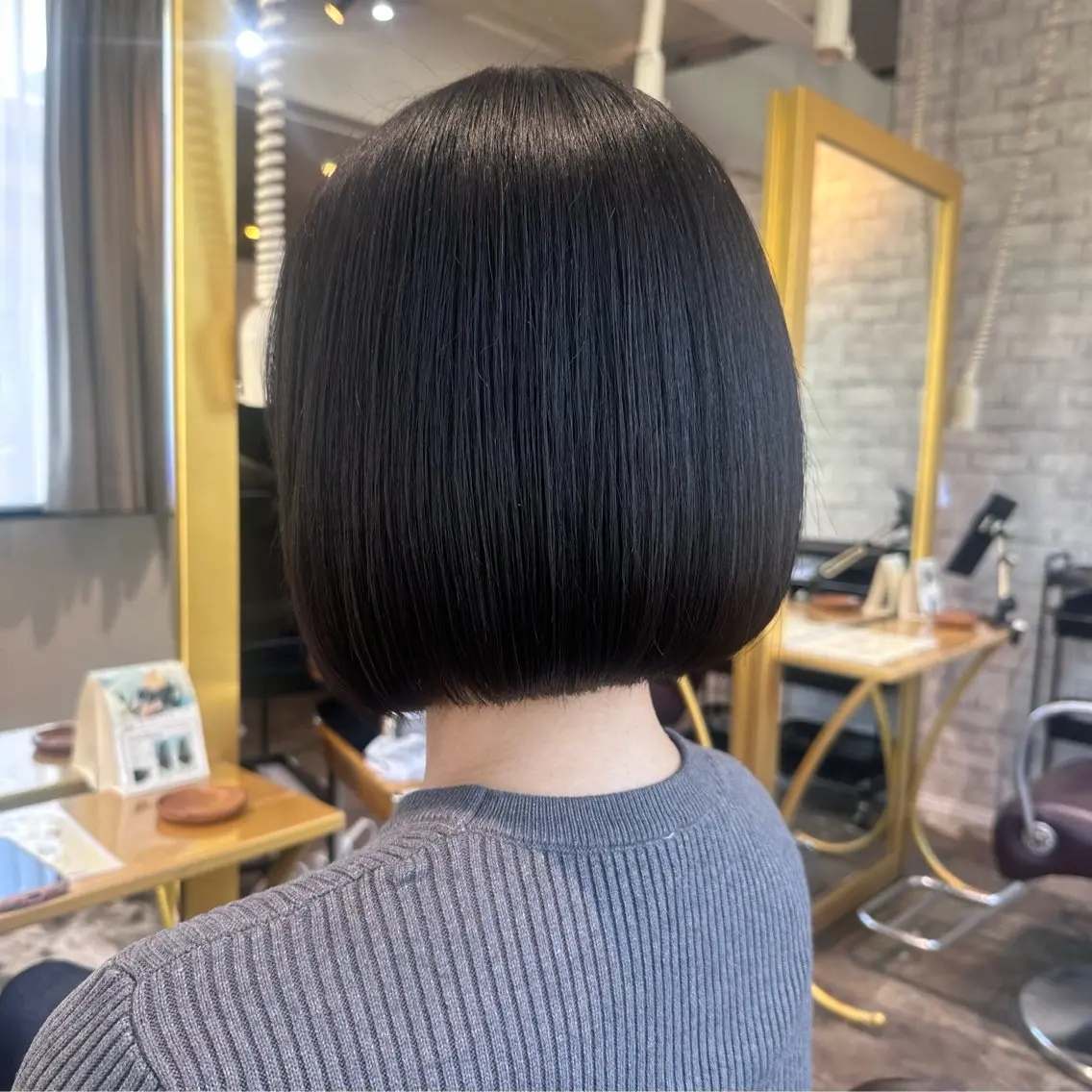 ショート ボブ カット 縮毛矯正 Saki💛心斎橋 髪質改善/艶カラーのヘアスタイル