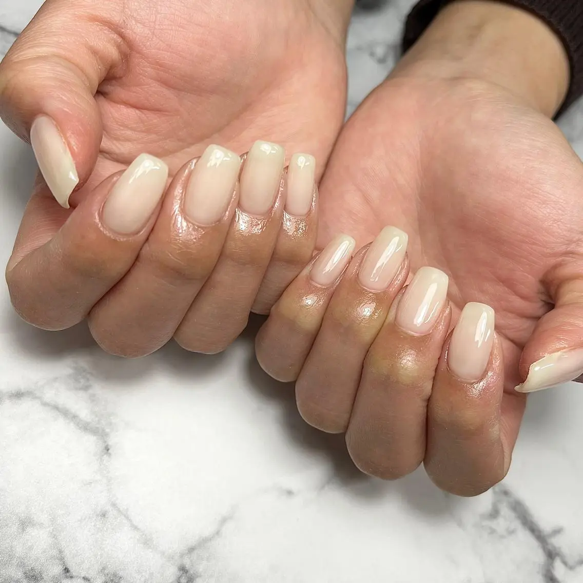 ネイル 持ち込み オフィスネイル ワンカラーネイル シンプルネイル 春ネイル ハンドネイル NAIL NOWのネイルデザイン