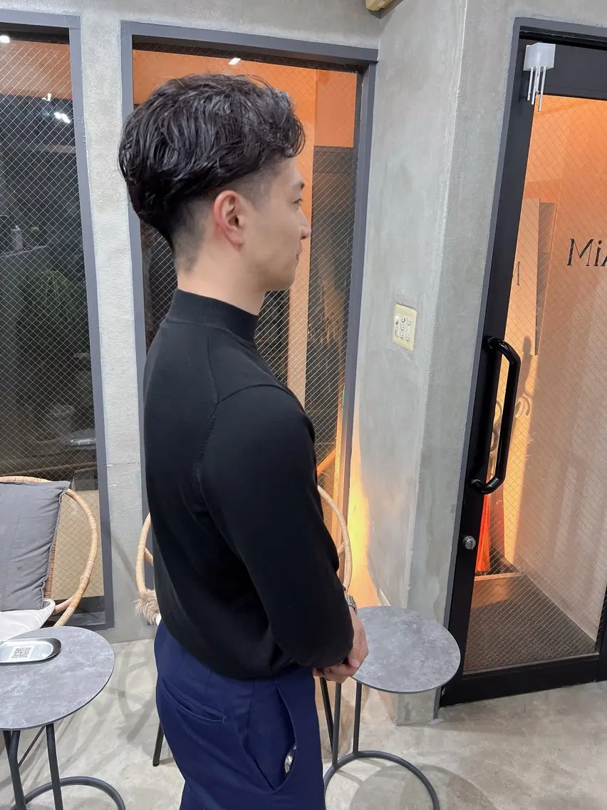 メンズ カット YUI ハイトーンカラーのヘアスタイル