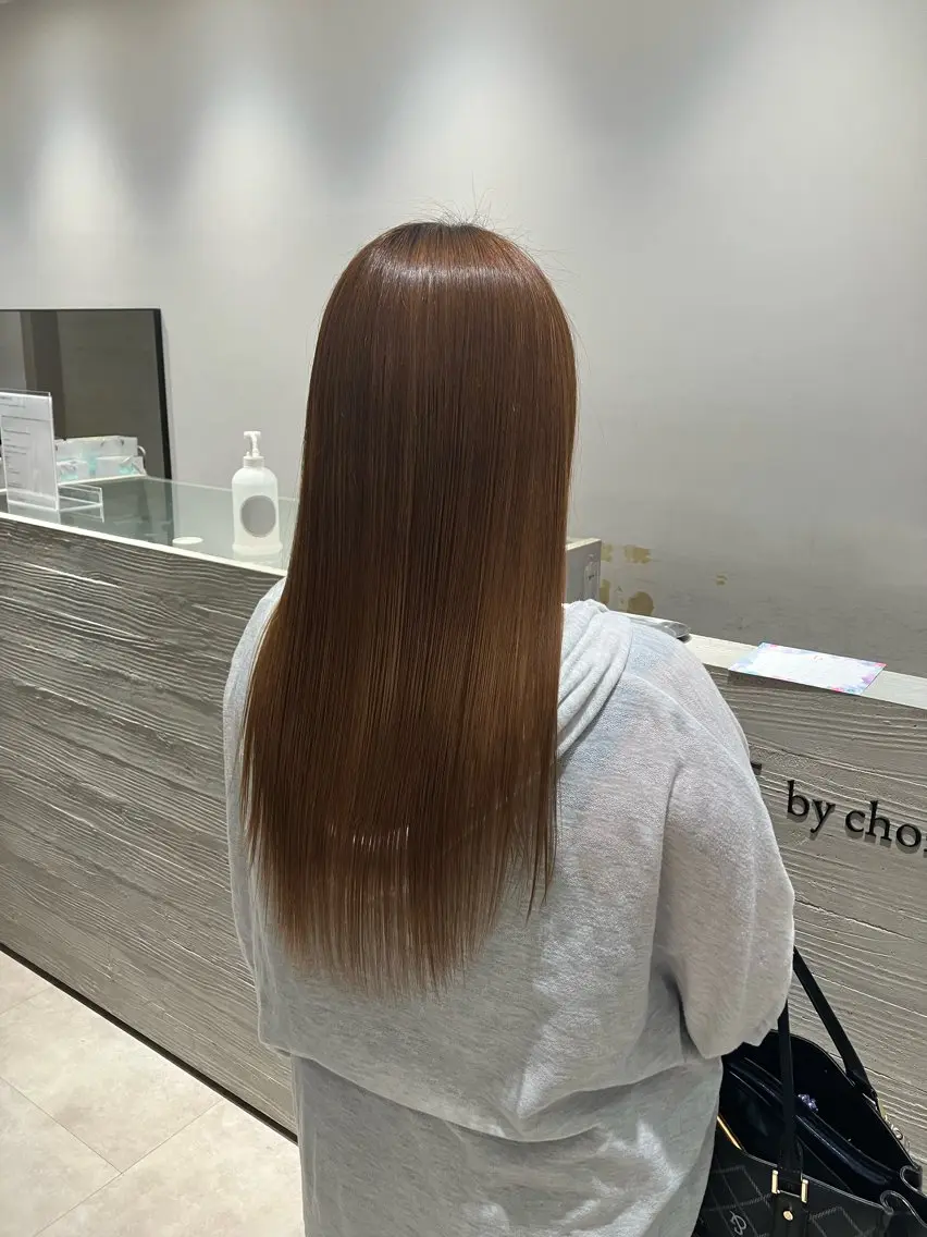 ロング サキ🤍ハイトーン 🪩レイヤーカットのヘアスタイル