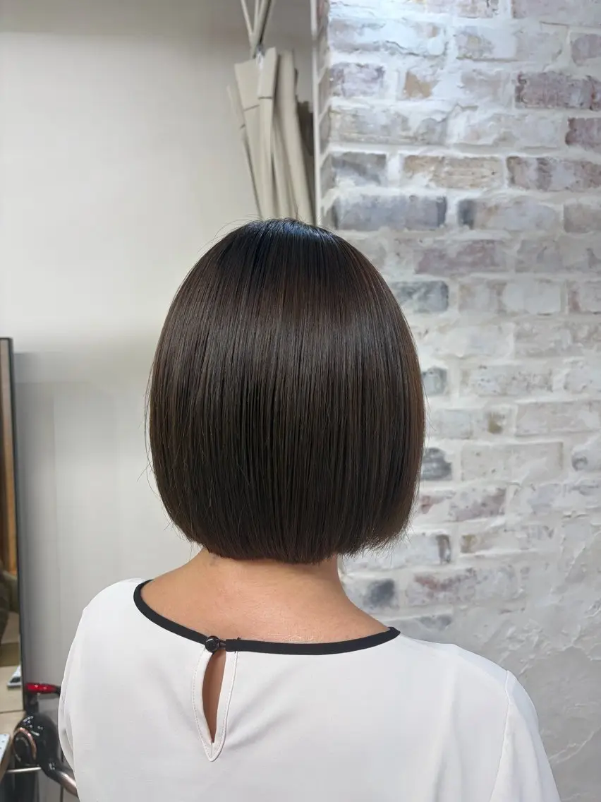 ショート カットモデル unaのヘアスタイル