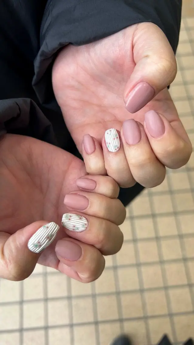 ネイル LaVanille 🌵Senkoのネイルデザイン