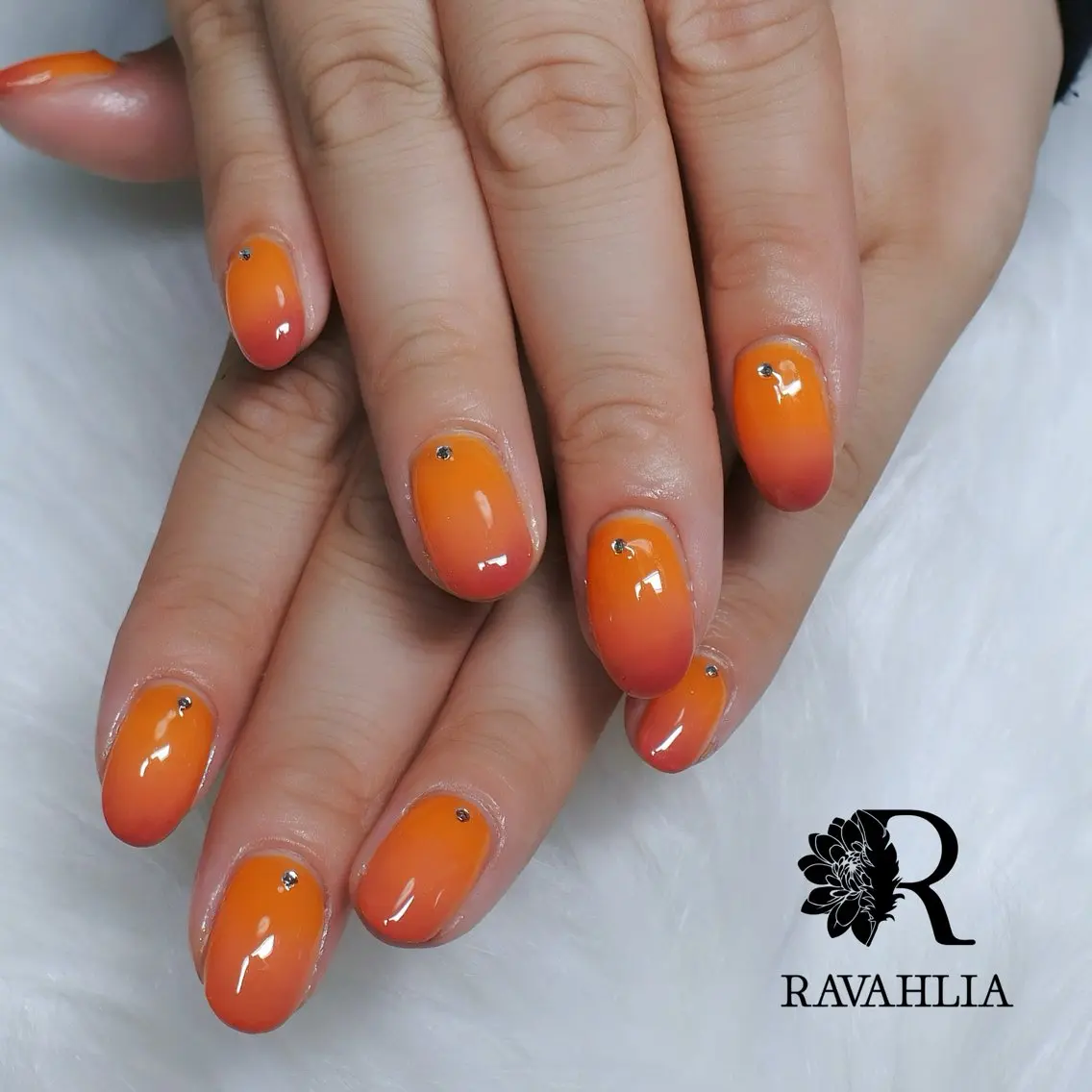 ネイル ハンドネイル nail room RAVAHLIAのネイルデザイン
