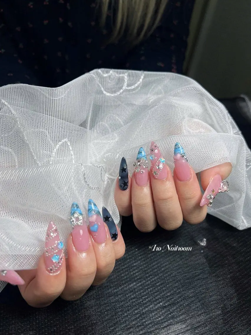 ネイル ハンドネイル IRO Nail Studioのネイルデザイン