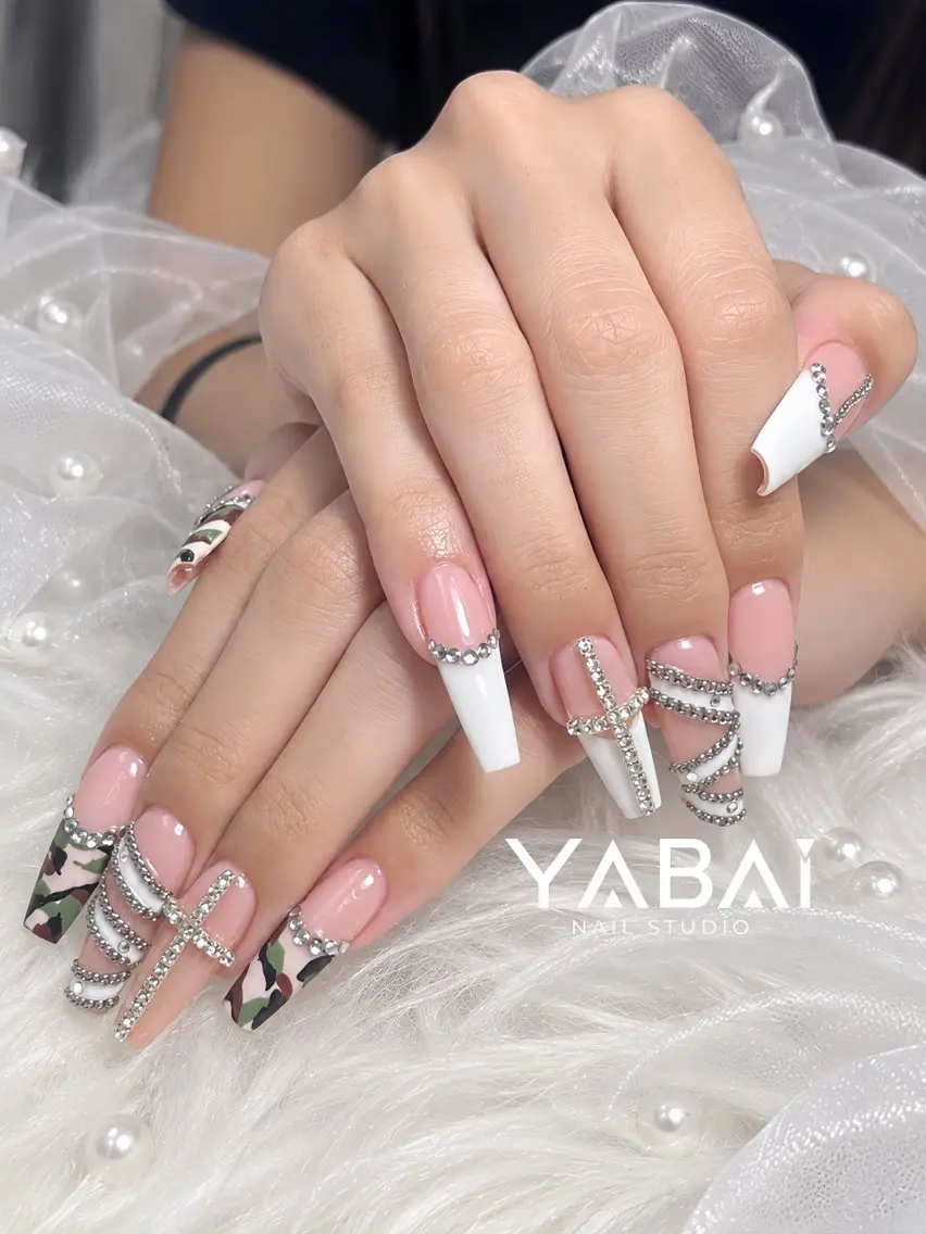 ネイル 持ち込み YABAI NAIL 本通店のネイルデザイン