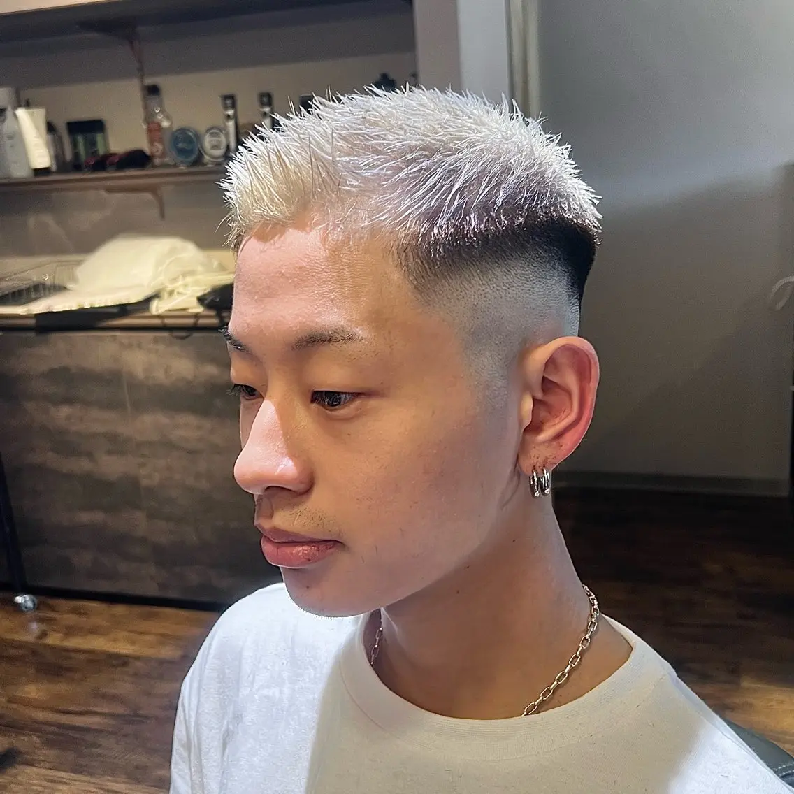 カラー メンズ フェードカット スキンフェード カット ヘアカラー 久保 貴大のヘアスタイル