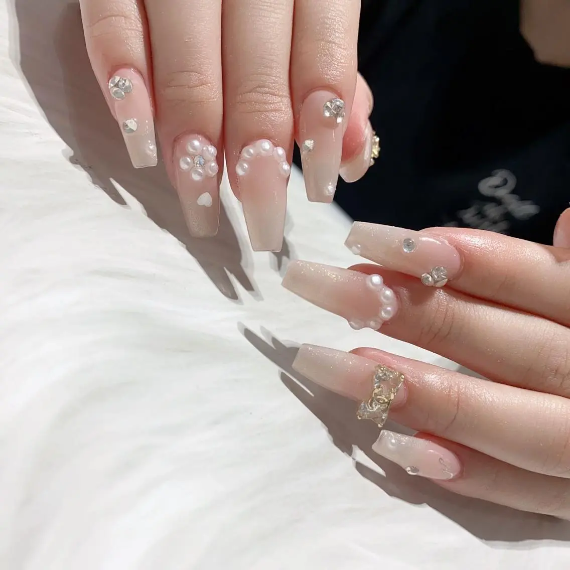 ネイル アートネイル 長さ出し ネイルチップ Queen‘s なんのネイルデザイン