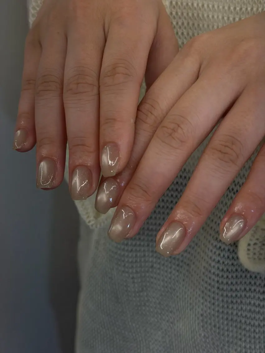 ネイル ジェルネイル キラキラネイル マグネットネイル ニュアンスネイル ワンカラーネイル ハンドネイル ハンドケア Bana_ Nailのネイルデザイン