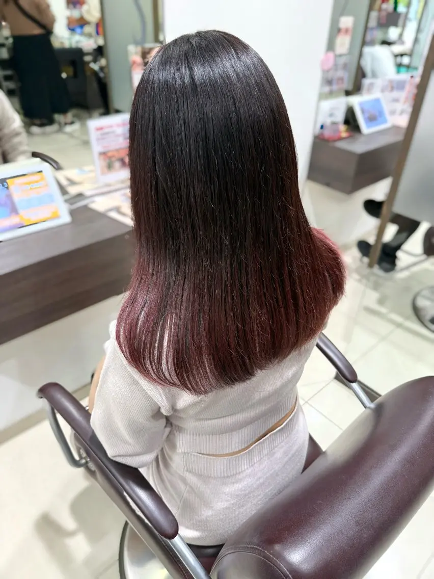 ミディアム カラー グラデーションカラー ピンクカラー カット ヘアカラー ブリーチ/ハイトーン /渋沢/みなのヘアスタイル