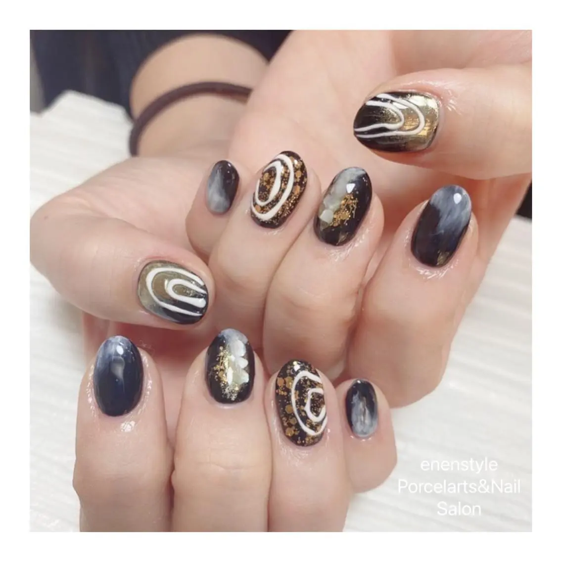 ミディアム ネイル ハンドネイル 🐾enen style 🐾のネイルデザイン