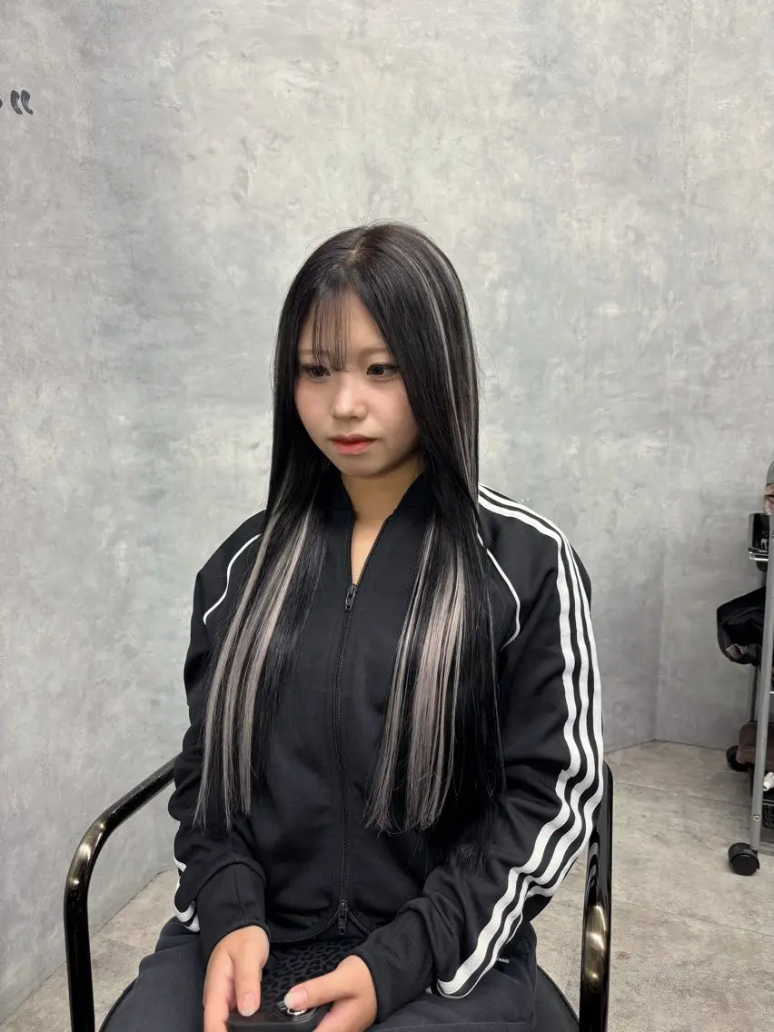 ロング カラー エクステ&"盛れる" 艶髪✨SYURIのヘアスタイル