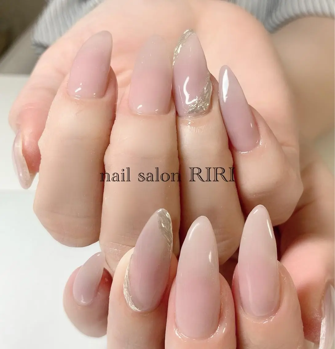 ネイル ニュアンスネイル RIRI リリのネイルデザイン