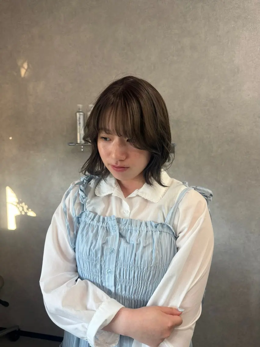 ミディアム ヘアカラー アヤカ (AYAKA)のヘアスタイル