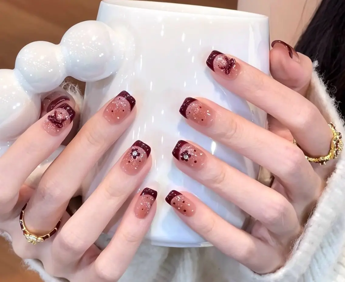 ネイル ハンドネイル Pure&Rich Nailのネイルデザイン