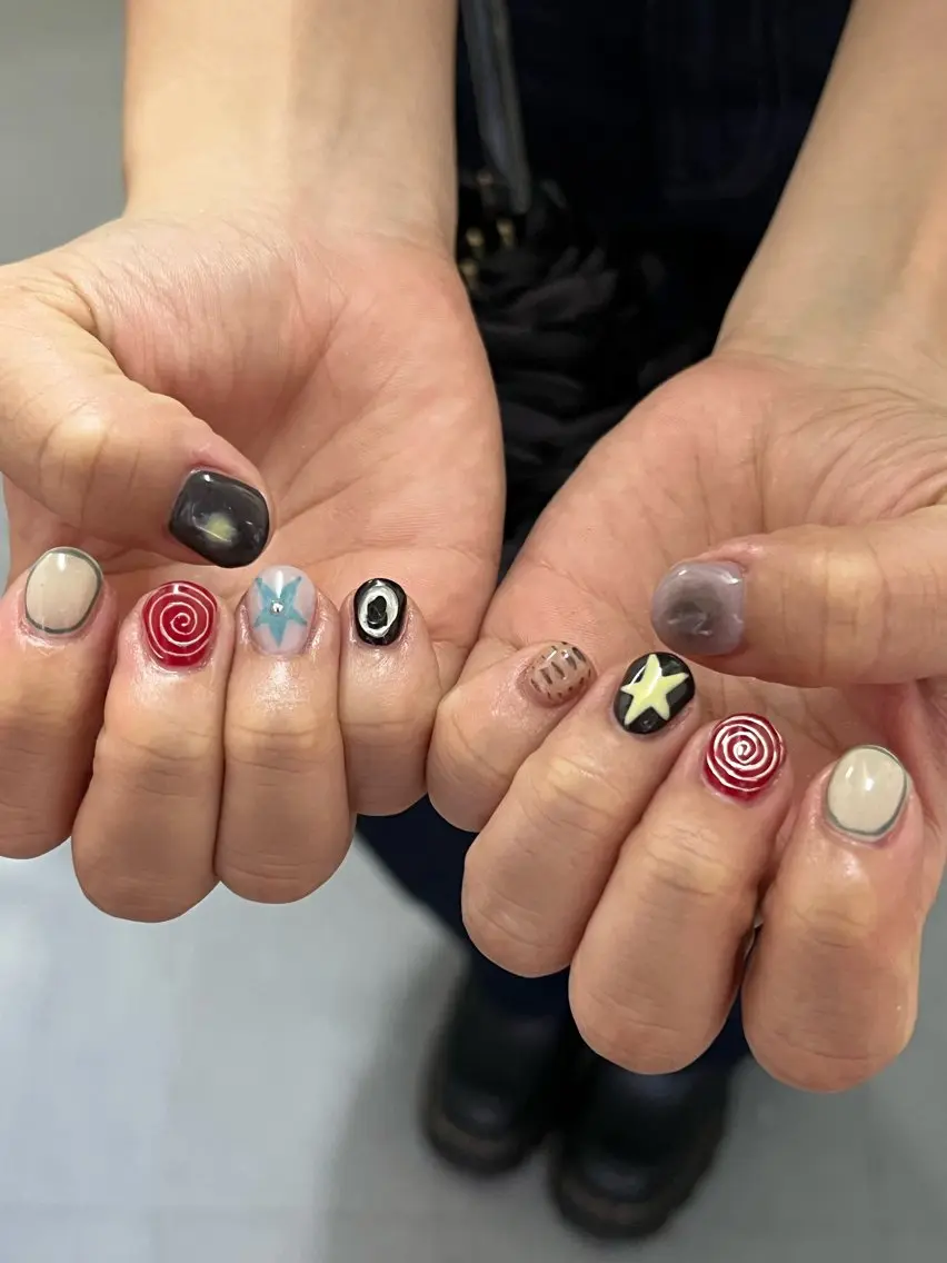 ネイル ハンドネイル Hata nail 🎀個性派ニュアンスのネイルデザイン