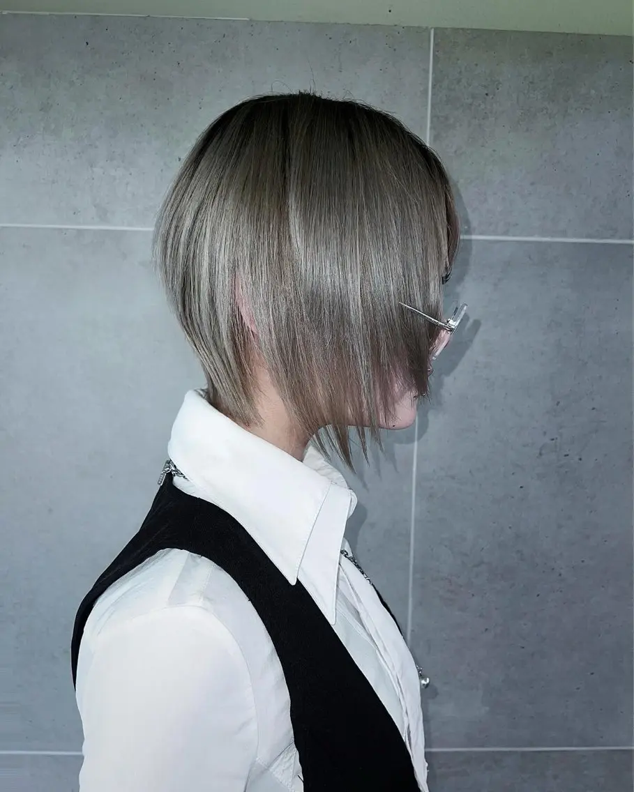 ショート ヘアカラー AIRA/ブリーチ ‪/透明感カラーのヘアスタイル