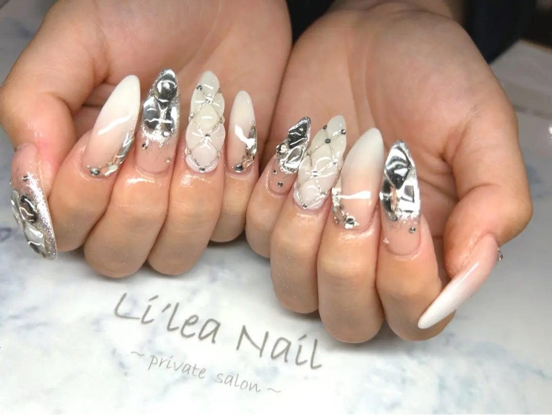 ネイル ハンドネイル Li'leaNail AINAのネイルデザイン