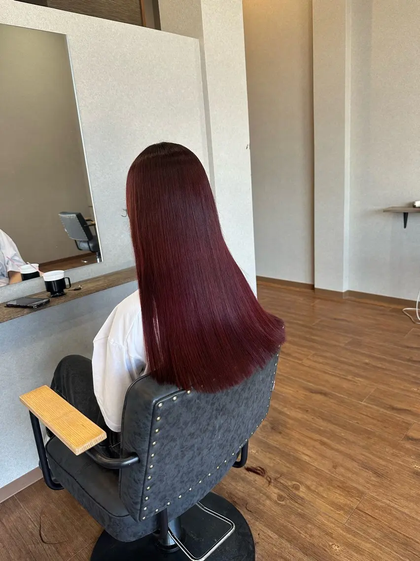 ロング カラー ブラウンカラー ピンクカラー ピンクブラウン ヘアカラー トリートメント 鵜飼 真伍のヘアスタイル