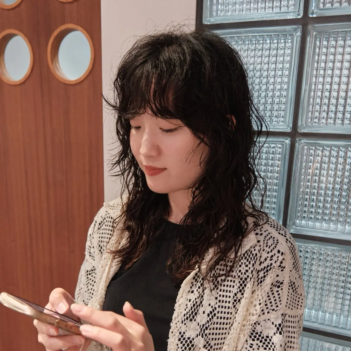 セミロング パーマ セミロングパーマ レイヤーカット カット パーマ トリートメント 東山 涼嘉のヘアスタイル