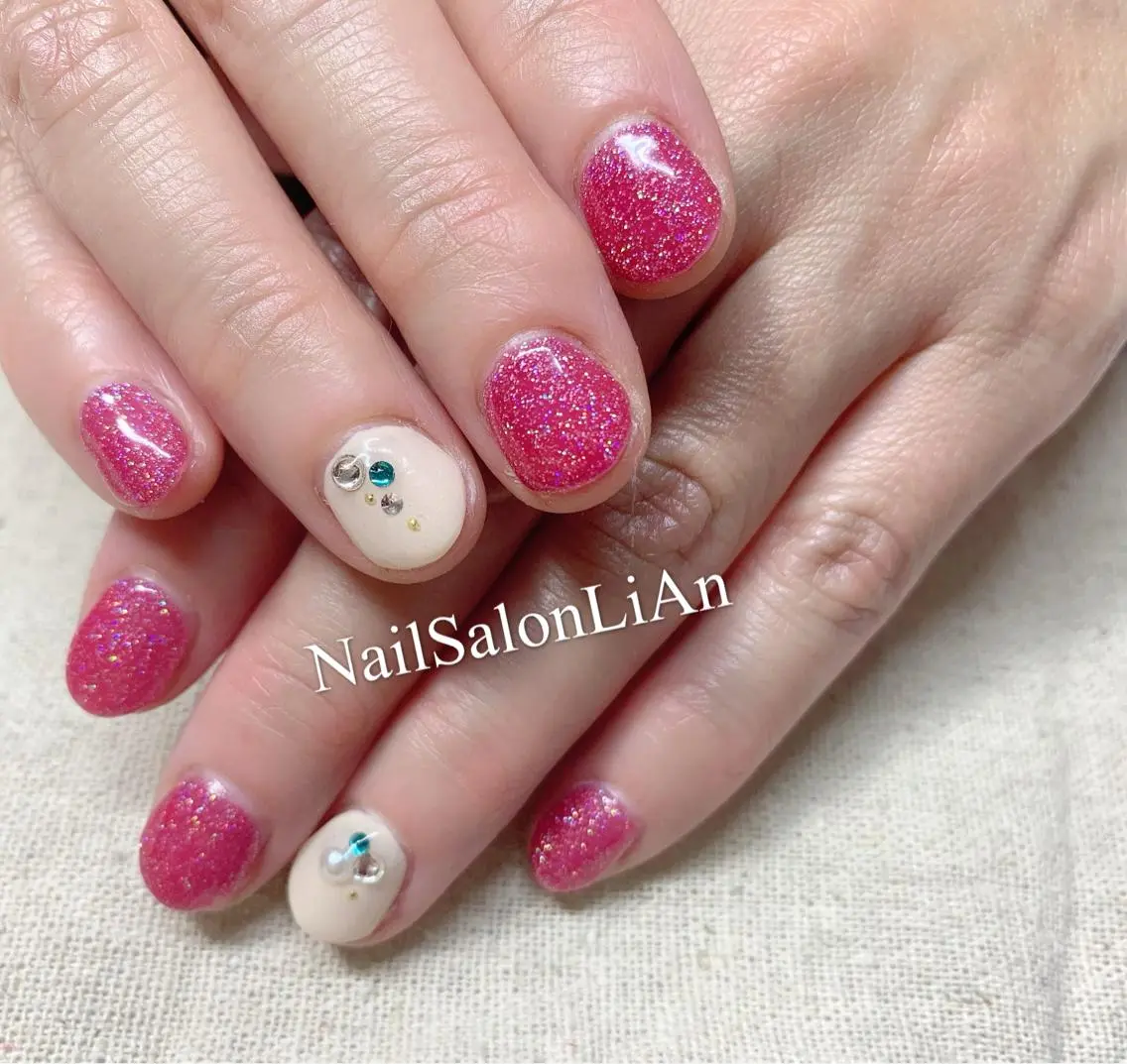 ネイル 持ち込み ハンドネイル NailSalon LiAnのネイルデザイン