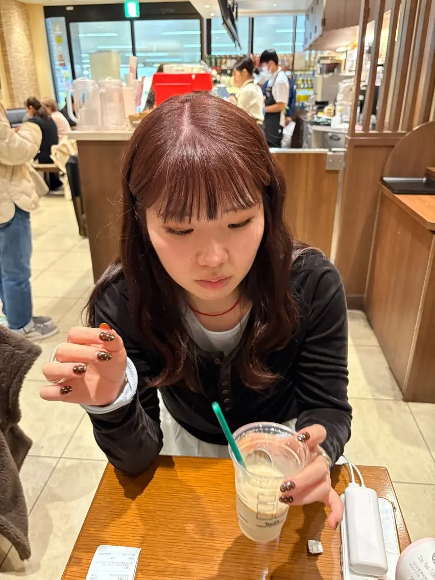 ロング カラー 佃 風子のヘアスタイル