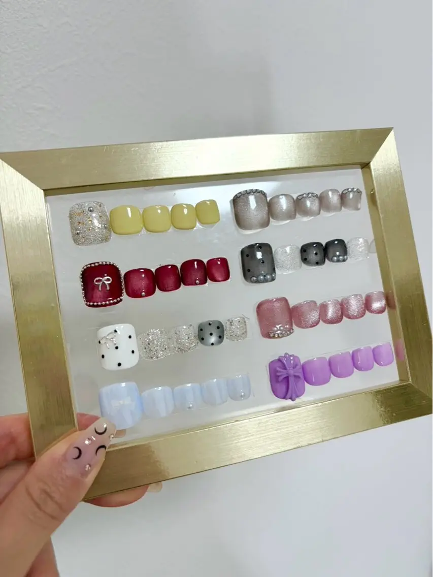 ネイル フットネイル フットネイル ESME staffのネイルデザイン