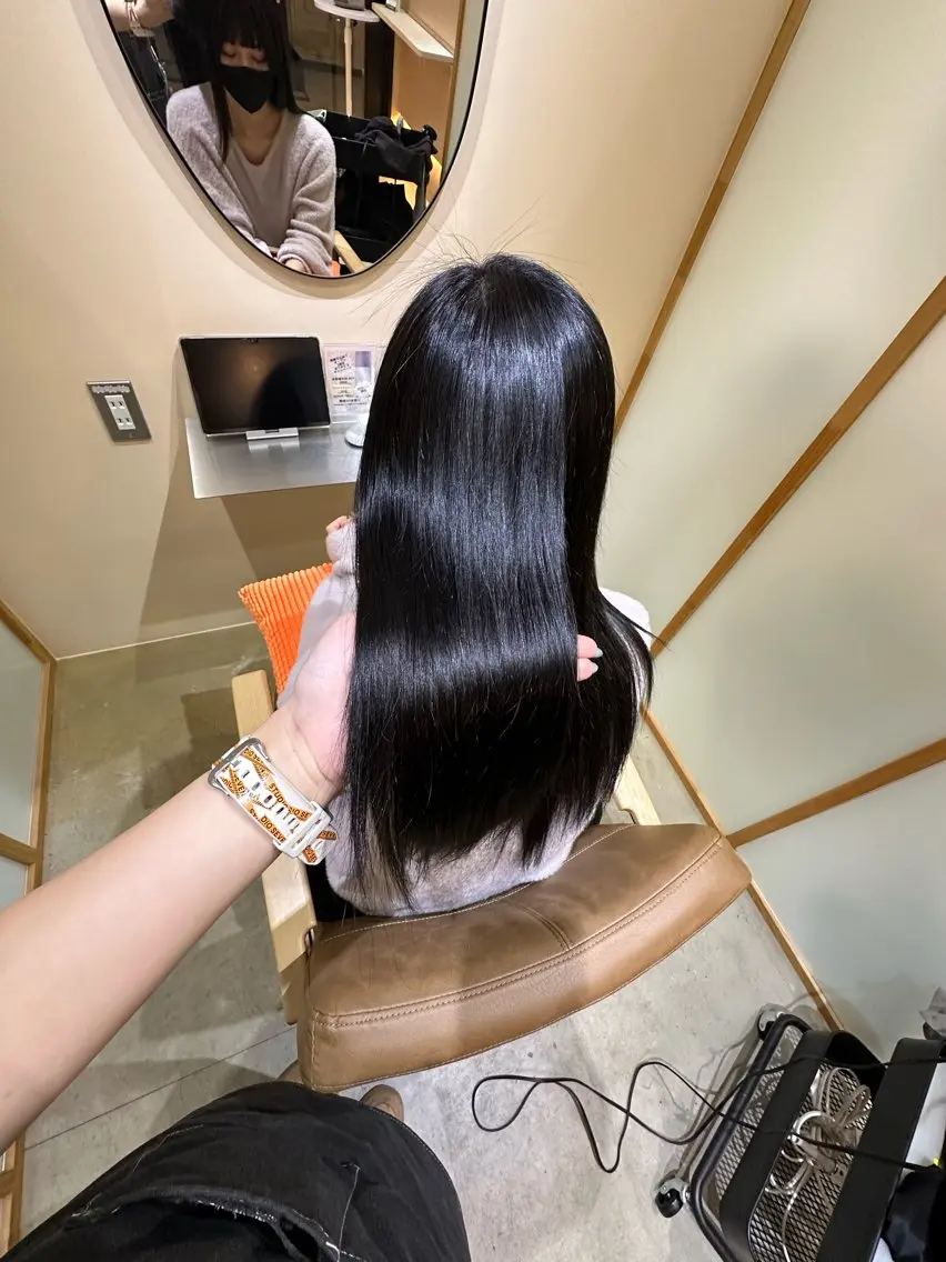 ロング ヘアカラー トリートメント ౨ৎ︎Zina 川口 KIRARI౨ৎのヘアスタイル