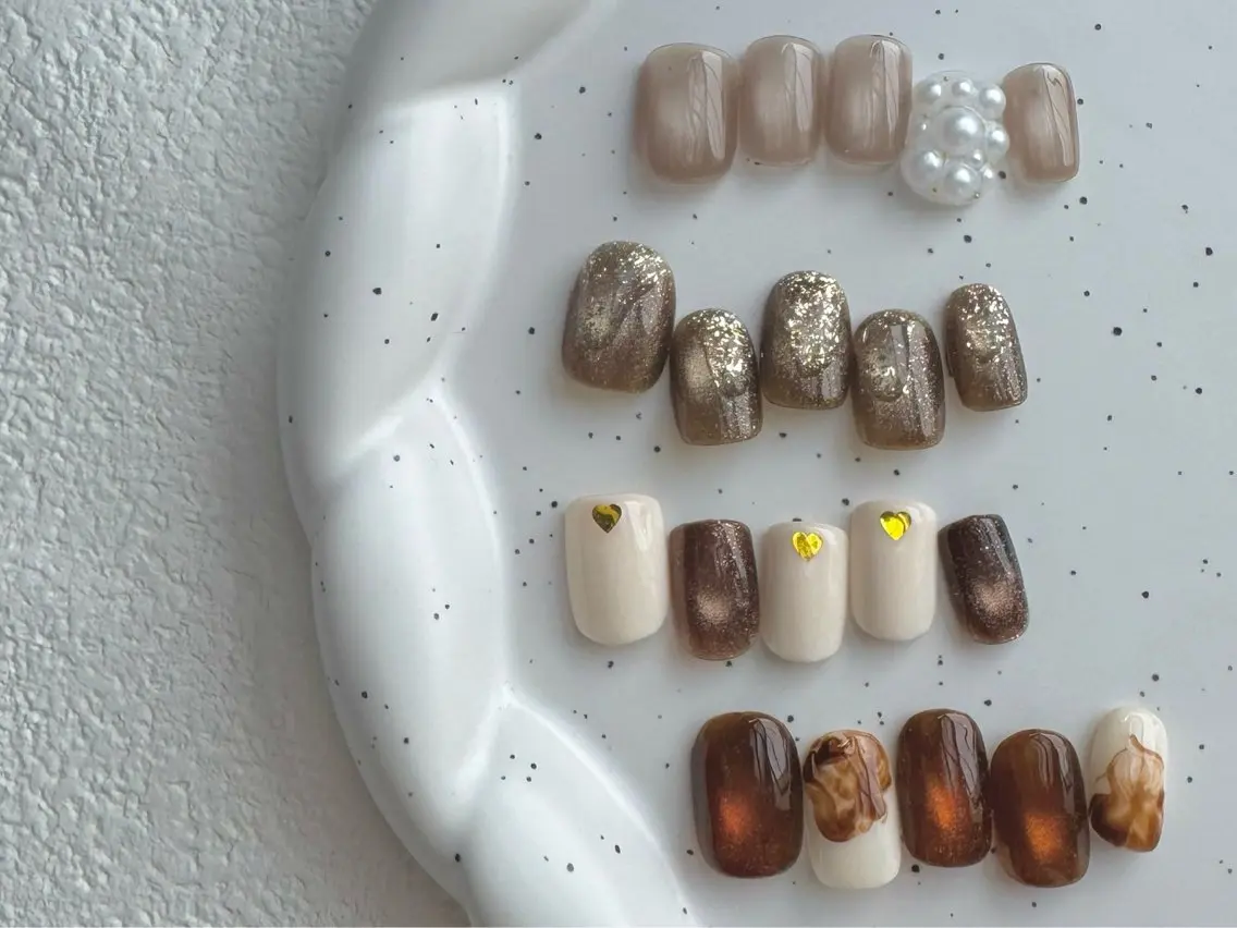 ネイル アートネイル キラキラネイル マグネットネイル MARU NAIL manamiのネイルデザイン