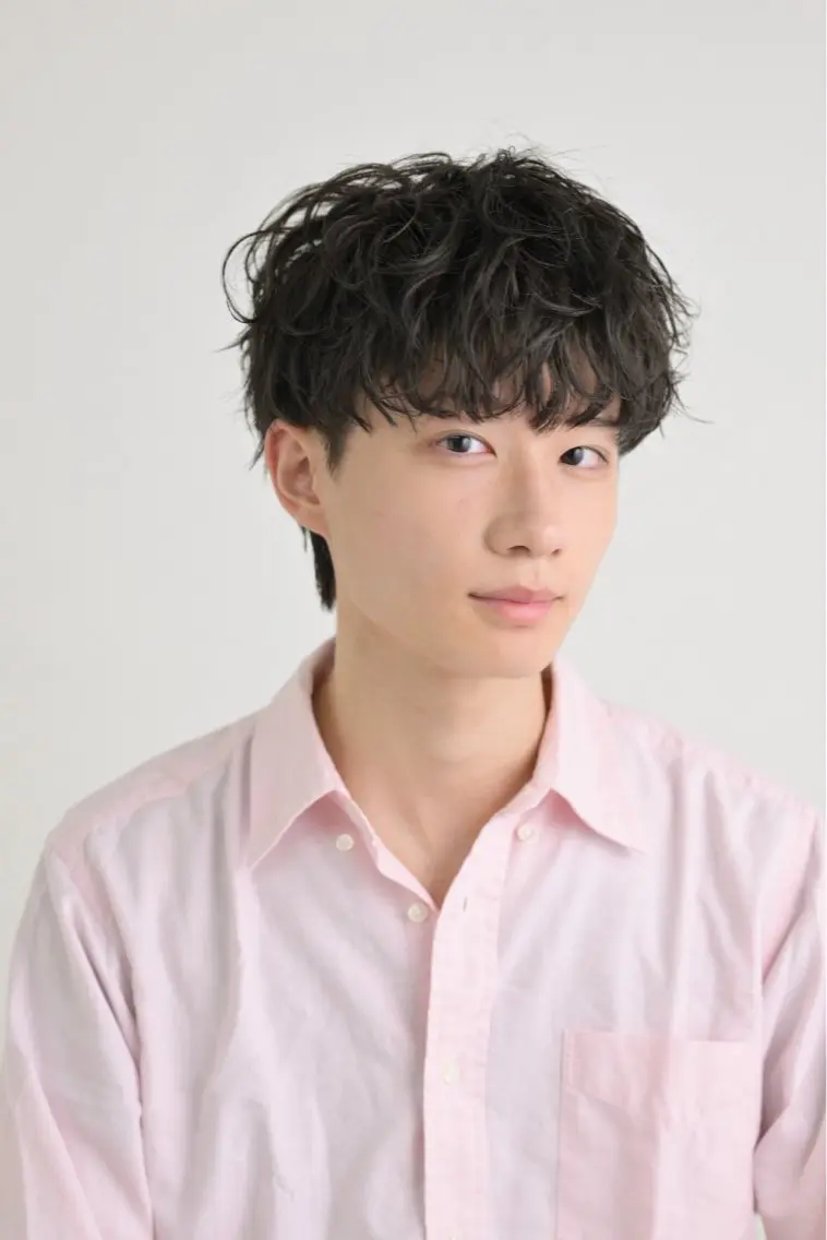 ショート パーマ メンズ マッシュ メンズパーマ スパイラルパーマ カット パーマ 齋藤 大輔のヘアスタイル