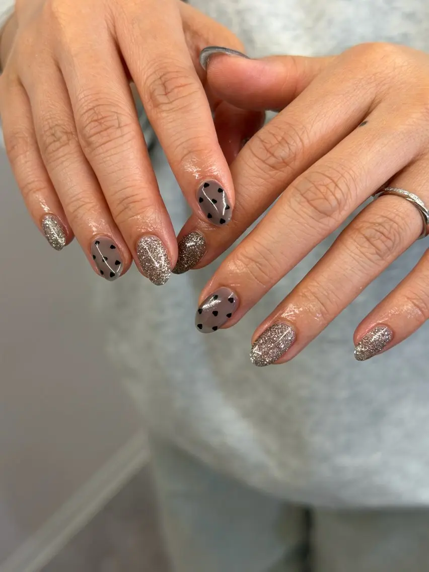 ネイル ドット フラッシュネイル ジェルネイル ハート マグネットネイル ハンドネイル ハンドケア Bana_ Nailのネイルデザイン