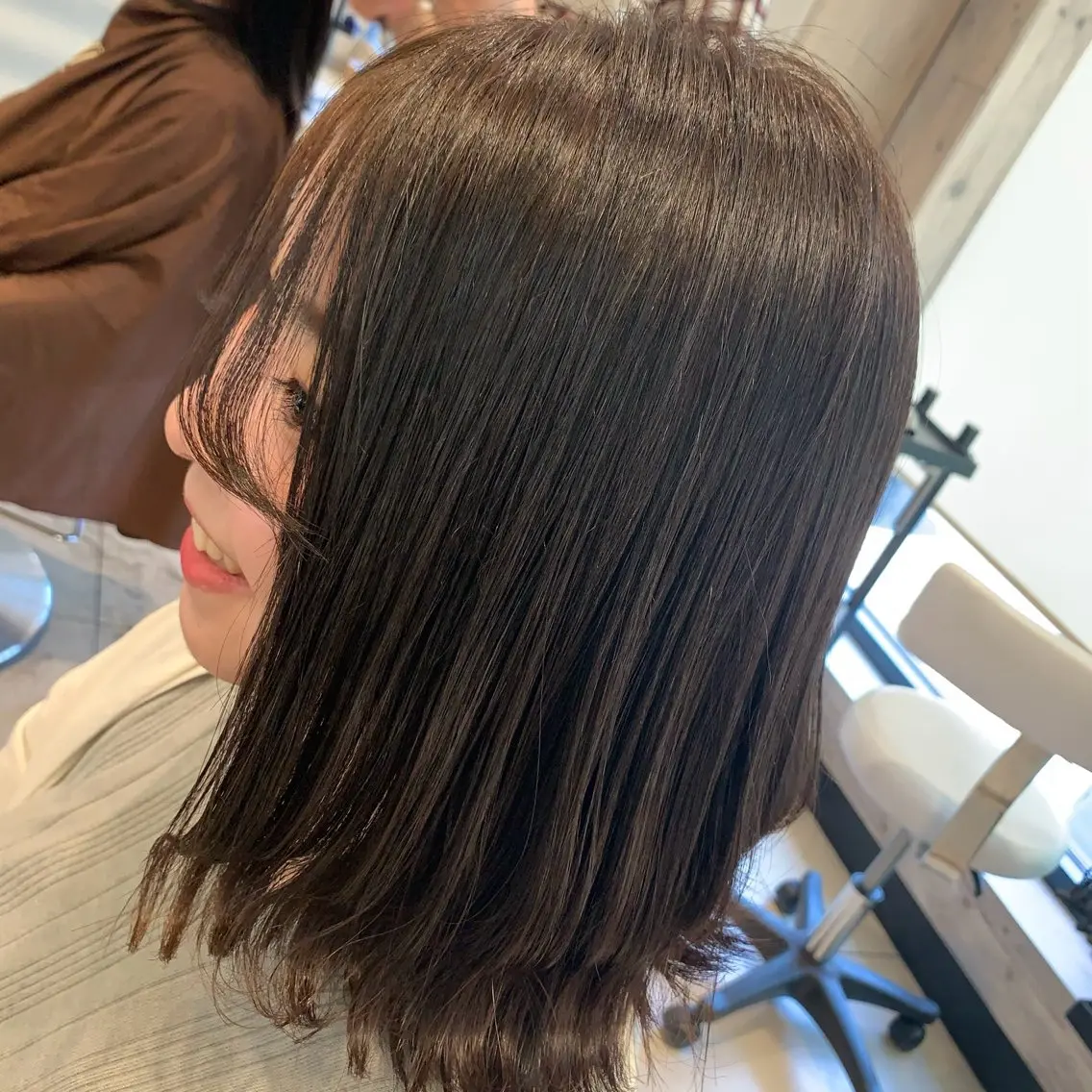 ミディアム カラー オリーブカラー ’Flower’ AYAKAのヘアスタイル