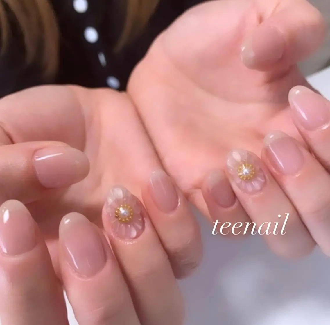 ネイル ニュアンスネイル 春ネイル ワンホンネイル ハンドネイル teenail 21のネイルデザイン