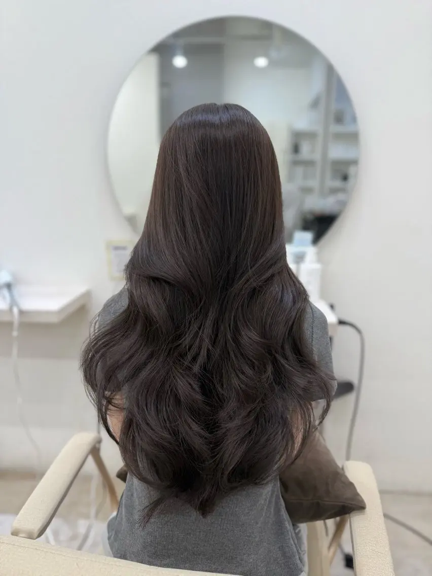 ロング レイヤーカット カット ヘアカラー トリートメント 髪質改善× ブリーチなしyutoのヘアスタイル