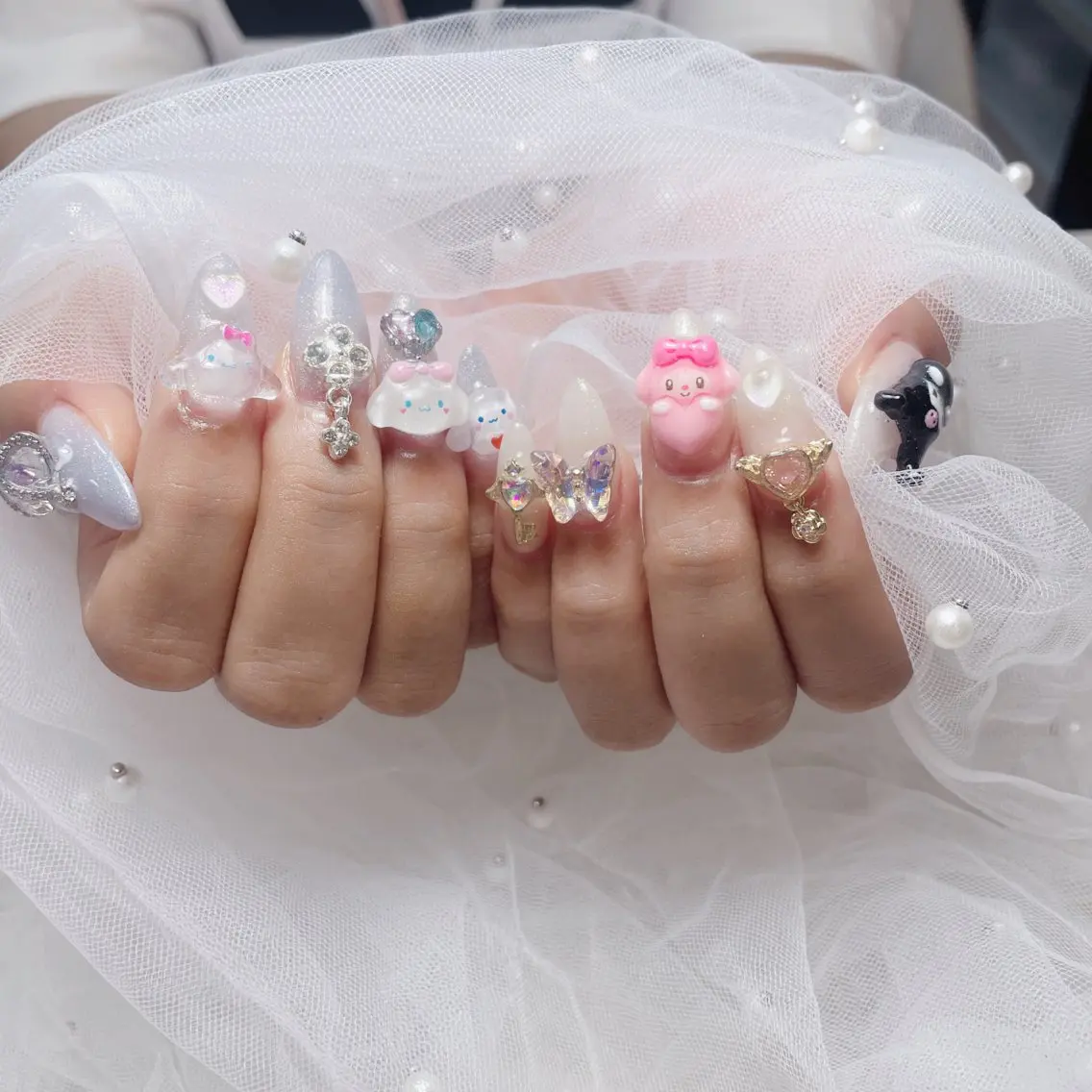 ネイル ハンドネイル uu ネイルサロン関内🌼のネイルデザイン