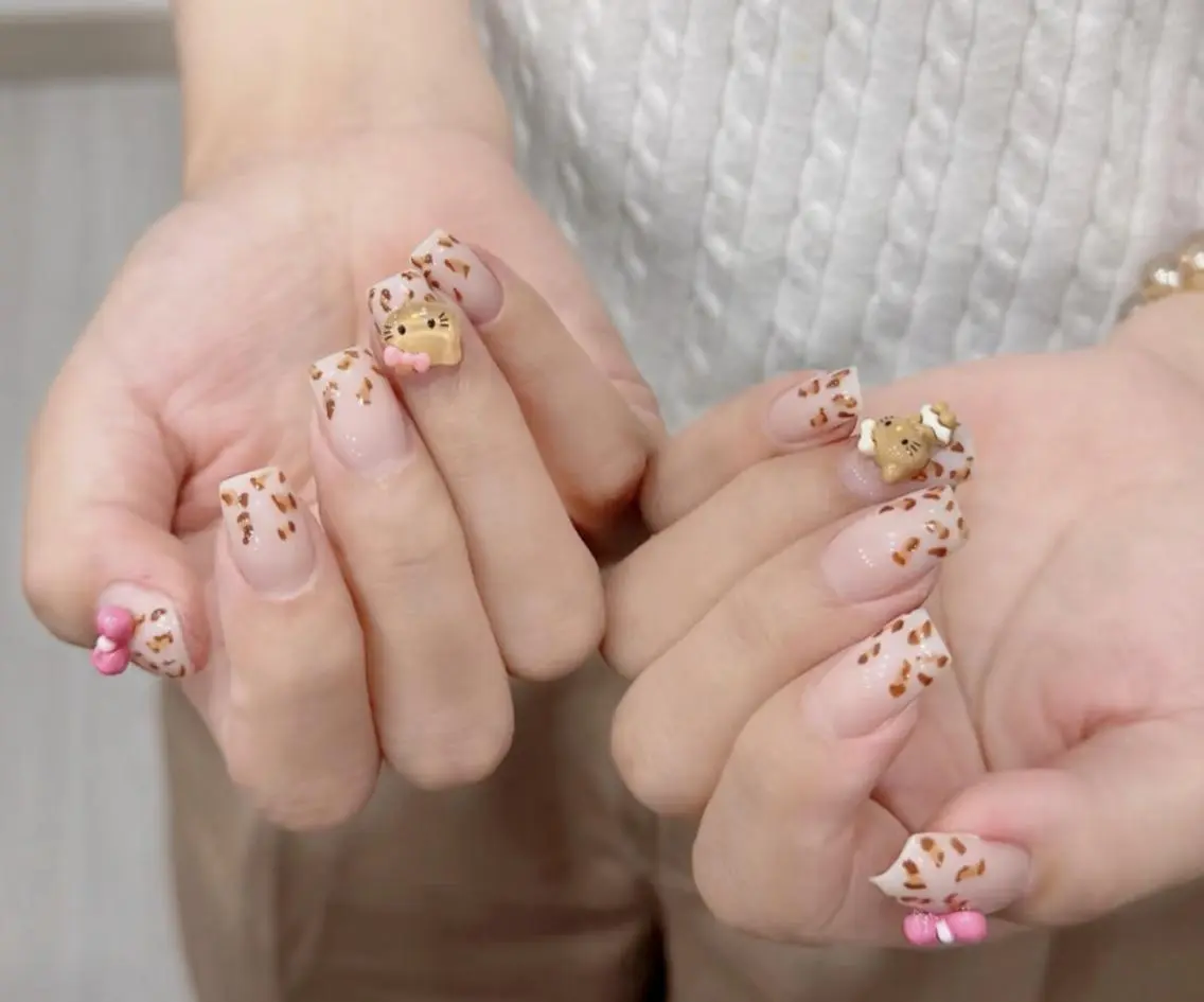 ネイル ハンドネイル 🎀 NaNa_nailのネイルデザイン