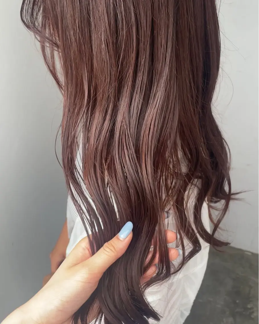 ロング ふわっと抜け感🫧 ブラウンベージュ🤎のヘアスタイル