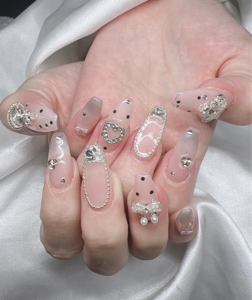 ネイル 長さ出し グラデーション キラキラネイル マグネットネイル ニュアンスネイル Lee Nails チップ長さだし専門店のネイルデザイン