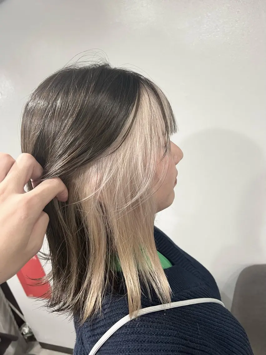 カラー ベージュカラー インナーカラー ホワイトベージュ 寺嶋 貴大のヘアスタイル