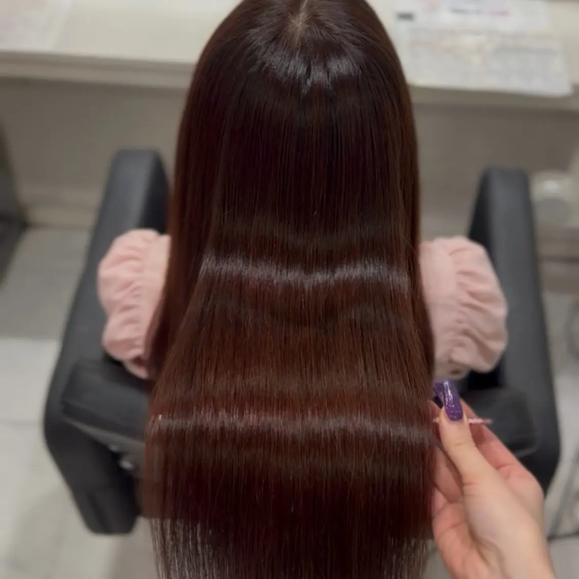 ロング カラー ヘアカラー トリートメント 🦋REISA🦋 エクステ×ハイトーンのヘアスタイル