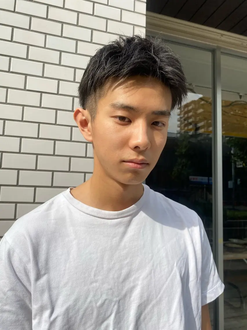 ショート カット 山本 芳喜のヘアスタイル
