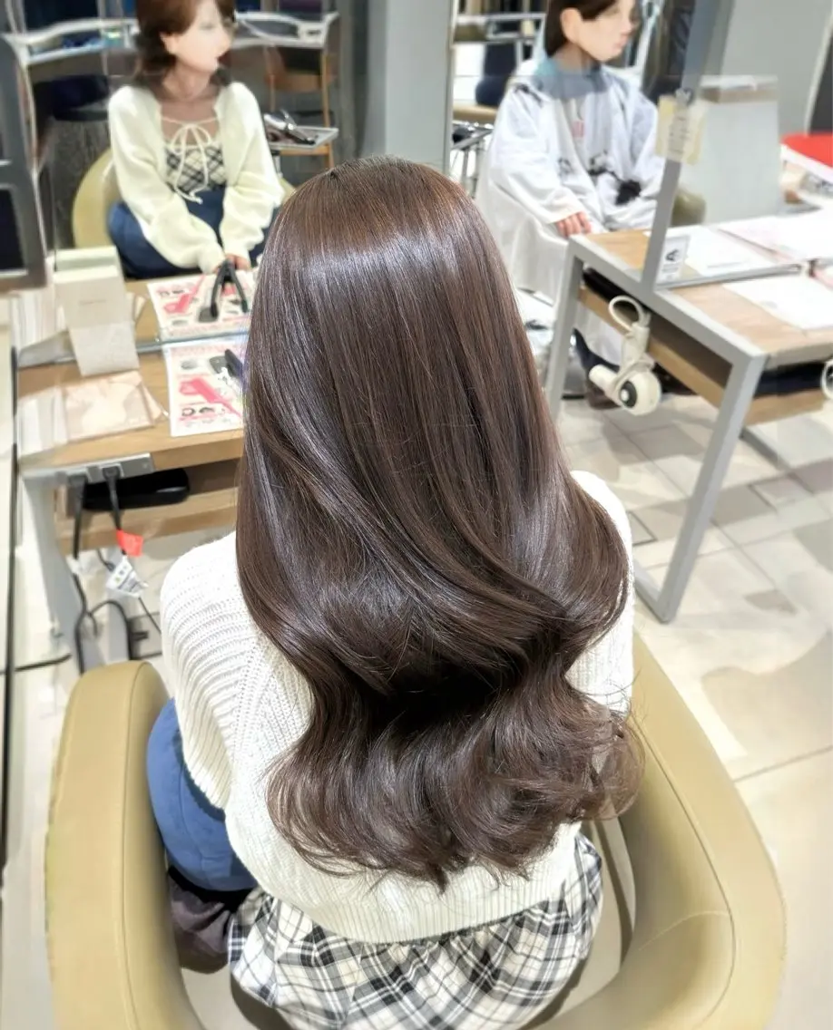 ロング カット ヘアカラー トリートメント 🎀LUNA🎀 レイヤーカット/艶髪のヘアスタイル
