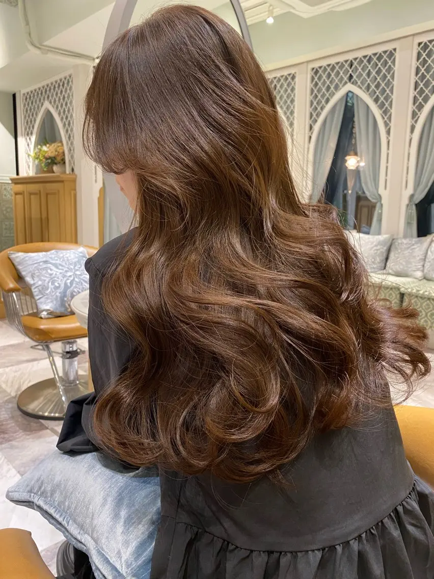 ロング カラー ベージュカラー 黒髪 ブリーチ ブルーカラー ブルーブラック 木屋元一/透明感 /前髪/レイヤーのヘアスタイル