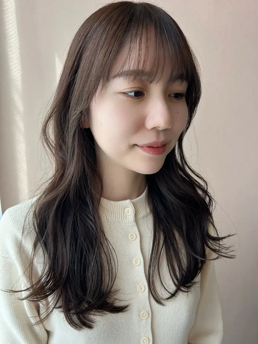 ロング カラー ベージュカラー hubhair レイヤー/透明感のヘアスタイル