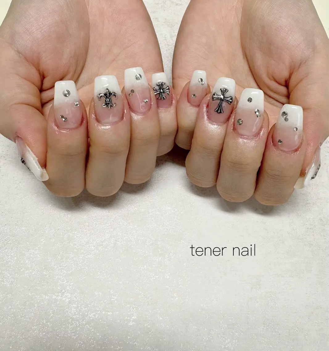 ネイル グラデーション ハンドネイル テネルネイル tener nailのネイルデザイン