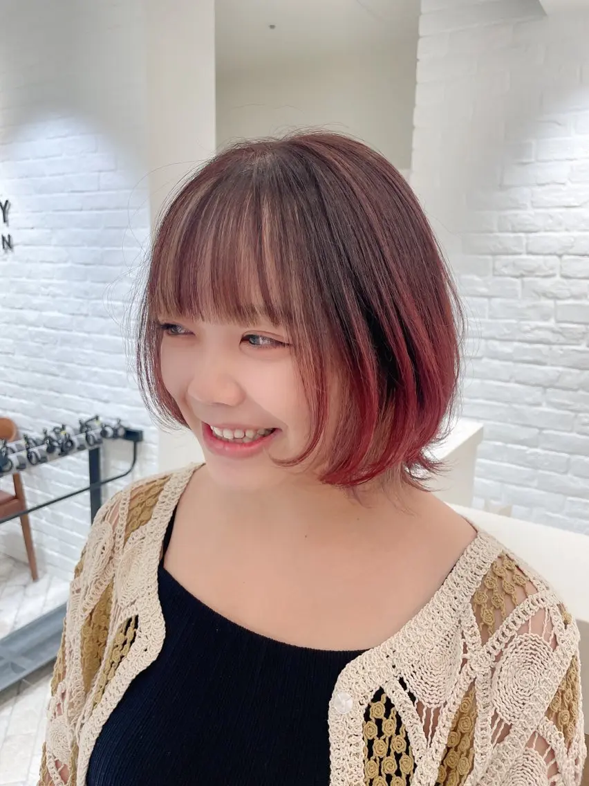 ショート カラー ミストバング ブリーチ フェイスフレーミング miyu 美髪縮毛矯正𓂃꙳⋆のヘアスタイル