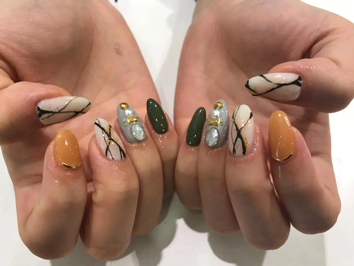 ネイル ハンドネイル ハンドケア Charme. NOBUKOのネイルデザイン