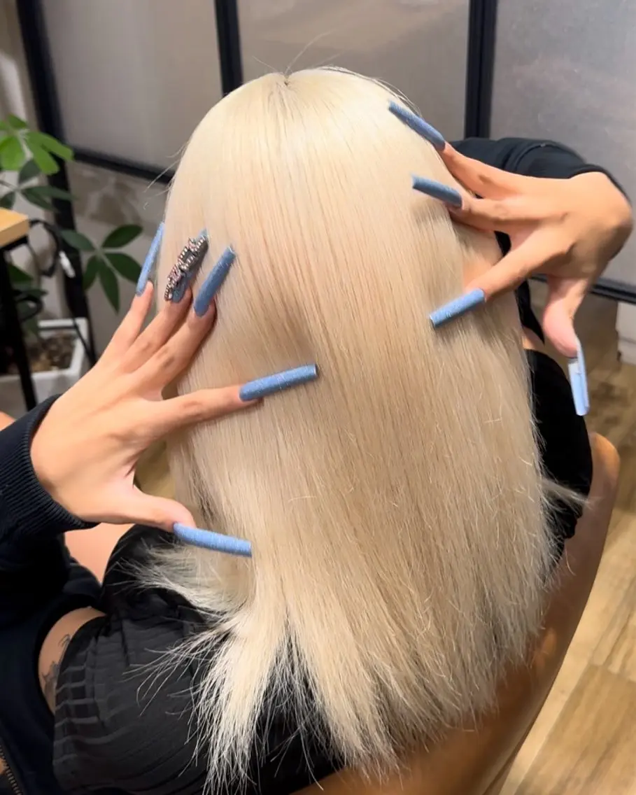 カラー iki shihoのヘアスタイル