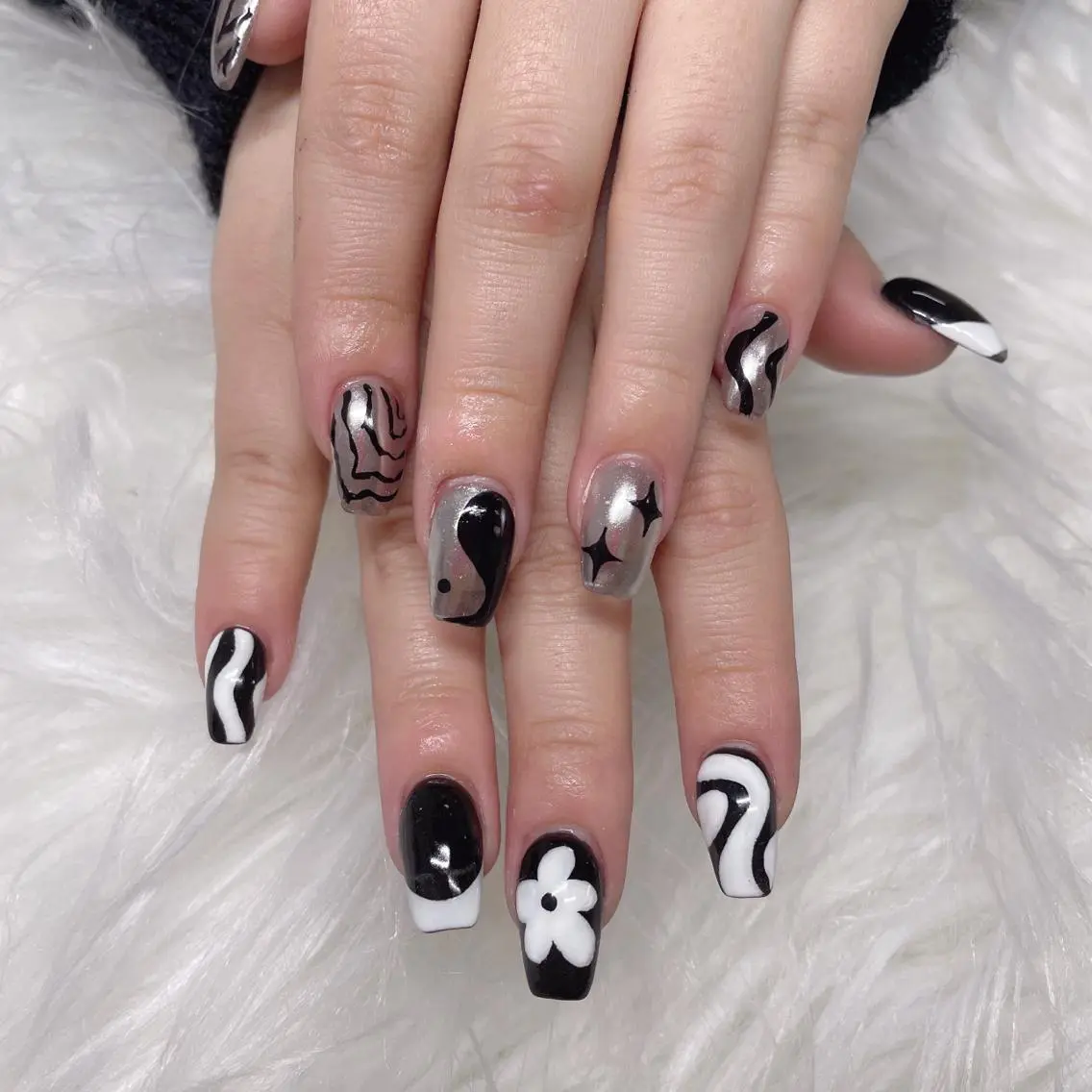 ショート ネイル Y. Sのネイルデザイン